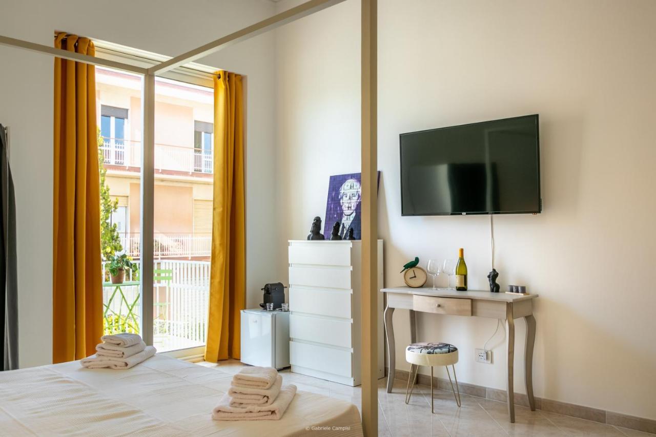 Oniro Bed & Breakfast อาโวลา ภายนอก รูปภาพ