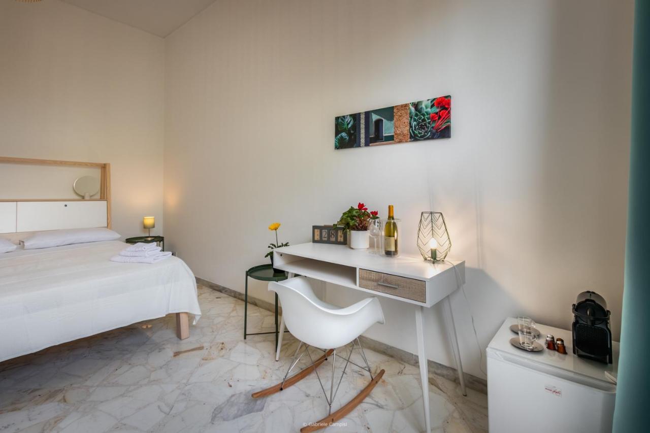 Oniro Bed & Breakfast อาโวลา ภายนอก รูปภาพ